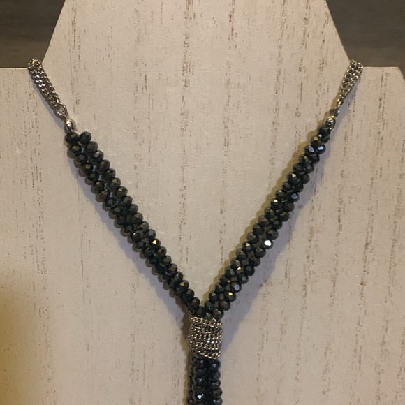 Ann Taylor LOFT Outlet Becklace - Picture 2 of 8